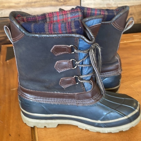 Duck Thermolite Steel Shank Snow Boots Size 6 main image 6